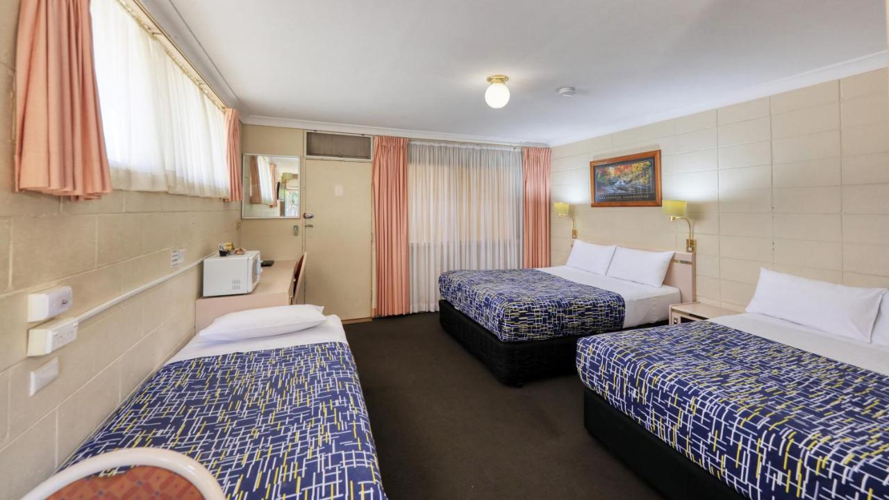 Gardens Motel 3*