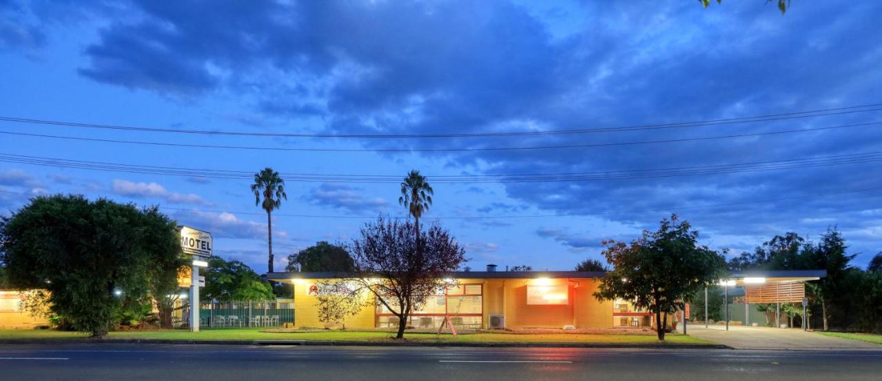 Gardens Motel 3*