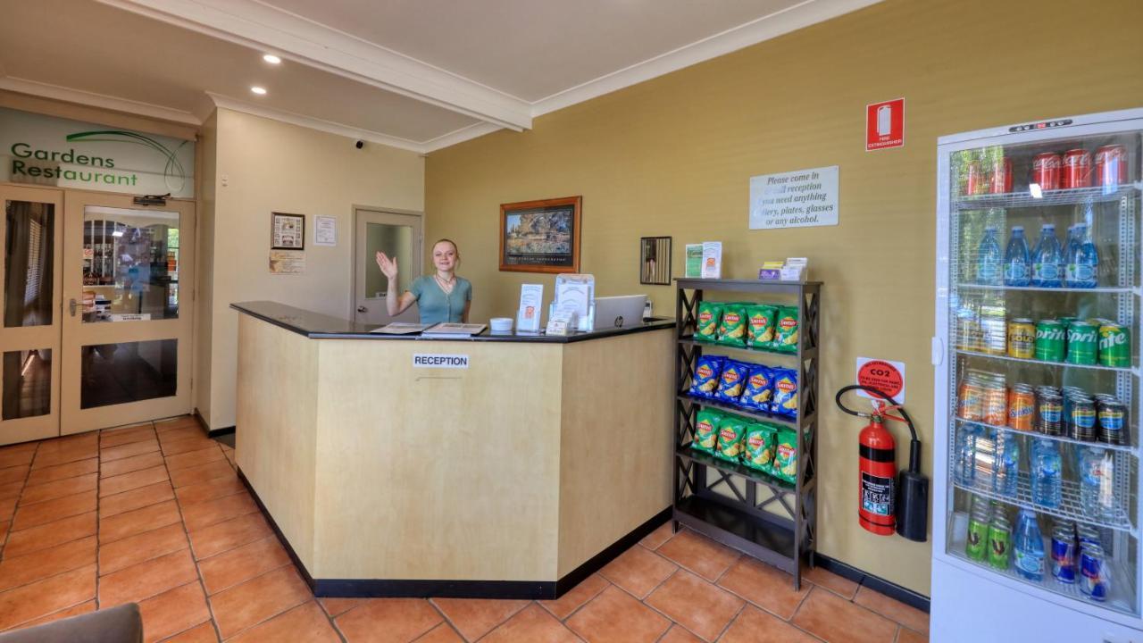 Gardens Motel 3*